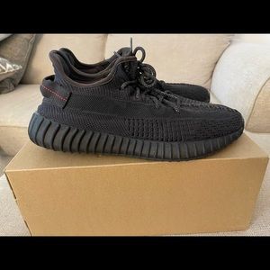 Mens adidas Yeezy Boost 350 V2 Black Non-Reflective - Size 11 (FU9006)